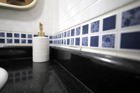 Casa à venda com 250m², 5 quartos e 2 vagasBanheiro 1