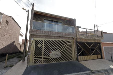 Casa à venda com 250m², 5 quartos e 2 vagasFachada