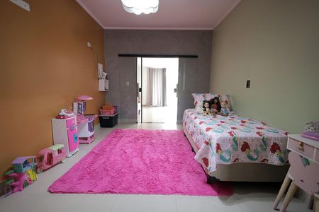 Casa à venda com 250m², 5 quartos e 2 vagasQuarto Suíte