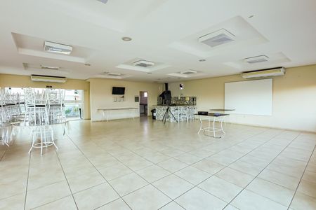 Apartamento para alugar com 155m², 4 quartos e 3 vagas Apartamento para alugar com 155m², 4 quartos e 3 vagasÁrea comum - Salão de festas