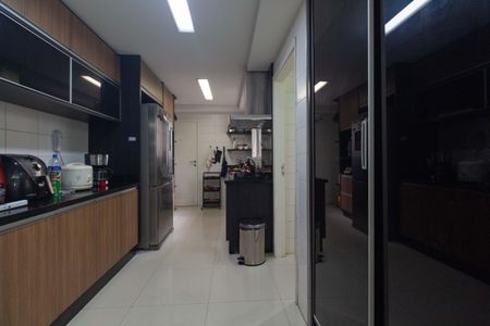 Apartamento para alugar com 144m², 4 quartos e 2 vagas Apartamento para alugar com 144m², 4 quartos e 2 vagasCozinha