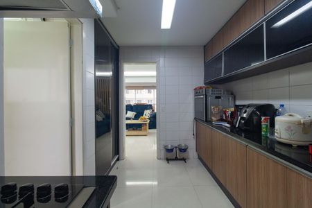 Apartamento para alugar com 144m², 4 quartos e 2 vagas Apartamento para alugar com 144m², 4 quartos e 2 vagasCozinha