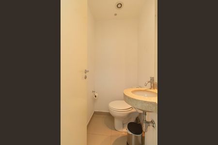 Apartamento para alugar com 144m², 4 quartos e 2 vagas Apartamento para alugar com 144m², 4 quartos e 2 vagasLavabo
