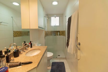 Apartamento para alugar com 144m², 4 quartos e 2 vagas Apartamento para alugar com 144m², 4 quartos e 2 vagasBanheiro
