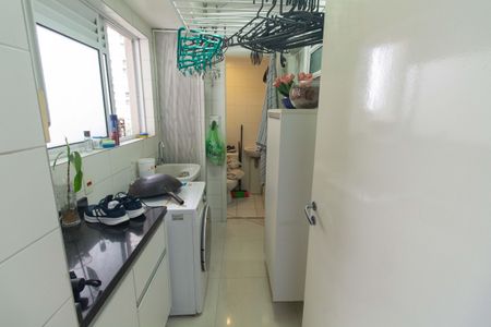 Apartamento para alugar com 144m², 4 quartos e 2 vagas Apartamento para alugar com 144m², 4 quartos e 2 vagasÁrea de Serviço