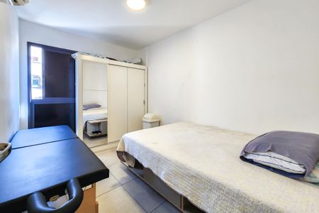 Apartamento à venda com 35m², 1 quarto e 1 vagaQuarto 