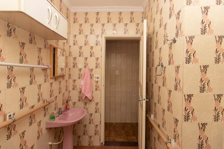 Casa à venda com 117m², 3 quartos e 3 vagasBanheiro Social