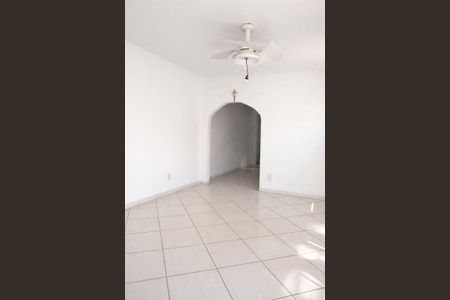 Casa para alugar com 80m², 2 quartos e 1 vaga