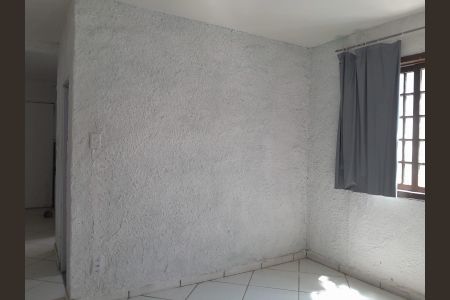 Casa para alugar com 80m², 2 quartos e 1 vaga