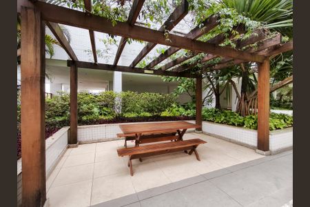 Apartamento à venda com 273m², 4 quartos e 3 vagasÁrea comum - Playground