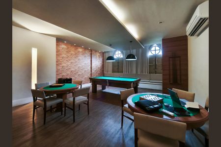 Apartamento à venda com 273m², 4 quartos e 3 vagasÁrea Comum Sala de Jogos