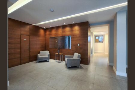 Apartamento à venda com 273m², 4 quartos e 3 vagasFachada e portaria