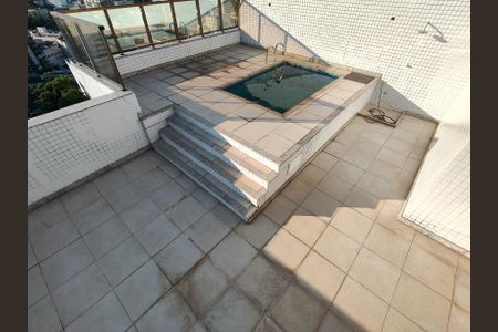Apartamento à venda com 273m², 4 quartos e 3 vagasPiscina