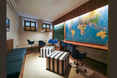 Apartamento à venda com 273m², 4 quartos e 3 vagasÁrea Comum Sala de Estudos