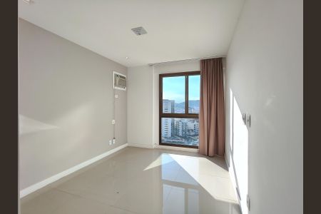 Apartamento à venda com 273m², 4 quartos e 3 vagasSuíte 1
