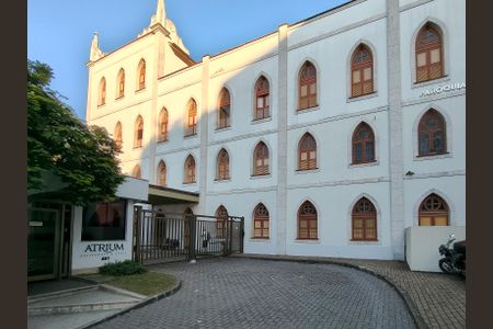 Apartamento à venda com 273m², 4 quartos e 3 vagasFachada e portaria