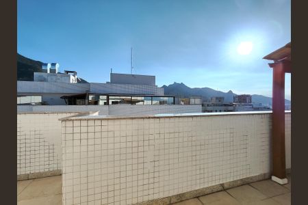 Apartamento à venda com 273m², 4 quartos e 3 vagasVista da Suíte 3