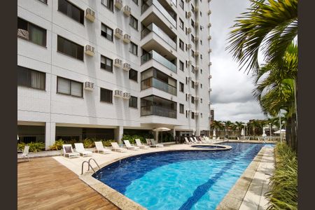 Apartamento à venda com 273m², 4 quartos e 3 vagasÁrea comum - Piscina