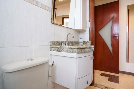 Apartamento à venda com 188m², 3 quartos e 2 vagasBanheiro social