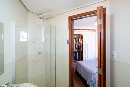 Apartamento à venda com 188m², 3 quartos e 2 vagasBanheiro da suíte