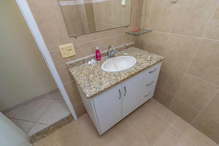Apartamento à venda com 85m², 2 quartos e 1 vagaBanheiro