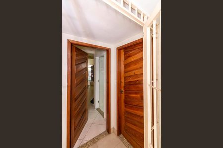 Apartamento à venda com 85m², 2 quartos e 1 vagaÁrea comum - Entradas do imóvel