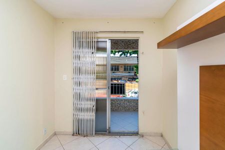 Apartamento à venda com 85m², 2 quartos e 1 vagaSala