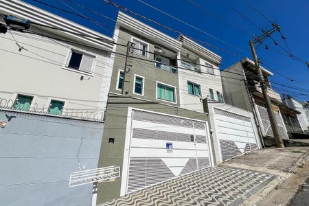 Casa à venda com 123m², 3 quartos e 2 vagasFachada + plaquinha