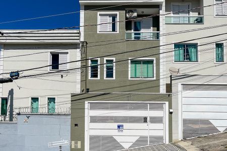 Casa à venda com 123m², 3 quartos e 2 vagasFachada + plaquinha