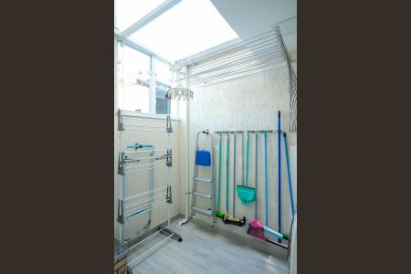 Casa à venda com 123m², 3 quartos e 2 vagasÁrea de serviço