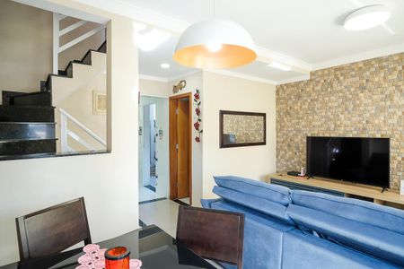 Casa à venda com 123m², 3 quartos e 2 vagasSala