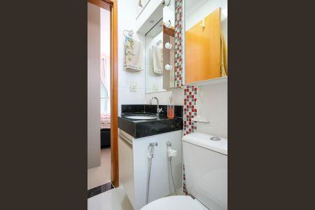 Casa à venda com 123m², 3 quartos e 2 vagasBanheiro da suíte
