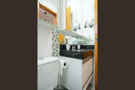 Casa à venda com 123m², 3 quartos e 2 vagasBanheiro