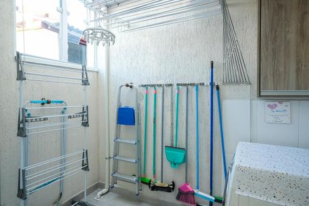 Casa à venda com 123m², 3 quartos e 2 vagasÁrea de serviço