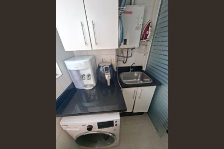 Apartamento à venda com 62m², 3 quartos e 1 vagaÁrea de serviço