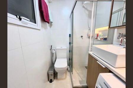 Studio à venda com 38m², 1 quarto e sem vaga Studio à venda com 38m², 1 quarto e sem vagaBanheiro