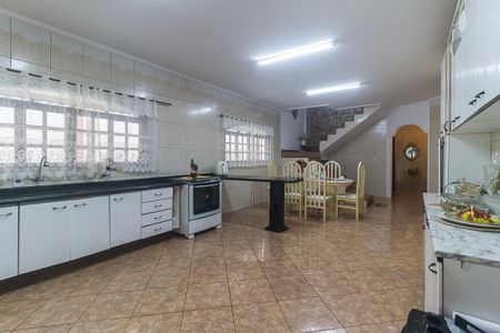Casa para alugar com 454m², 3 quartos e 4 vagas Casa para alugar com 454m², 3 quartos e 4 vagasCozinha