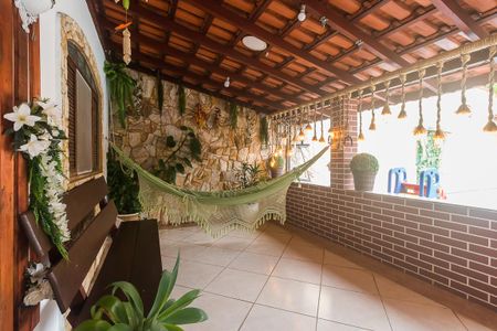 Casa para alugar com 454m², 3 quartos e 4 vagas Casa para alugar com 454m², 3 quartos e 4 vagasVaranda