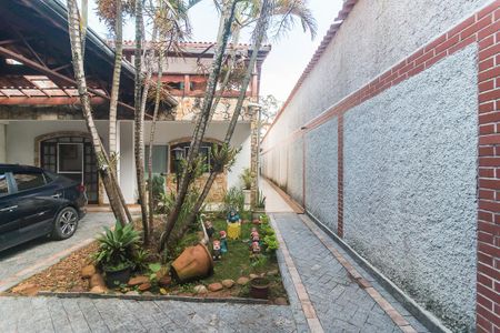 Casa para alugar com 454m², 3 quartos e 4 vagas Casa para alugar com 454m², 3 quartos e 4 vagasÁrea comum