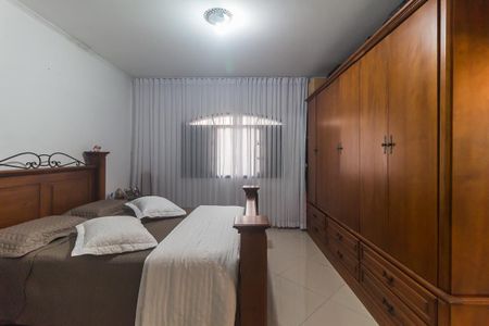 Casa para alugar com 454m², 3 quartos e 4 vagas Casa para alugar com 454m², 3 quartos e 4 vagasQuarto 3 - Suíte