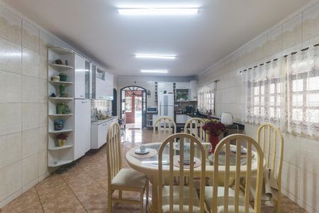 Casa para alugar com 454m², 3 quartos e 4 vagas Casa para alugar com 454m², 3 quartos e 4 vagasCozinha