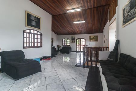 Casa para alugar com 454m², 3 quartos e 4 vagas Casa para alugar com 454m², 3 quartos e 4 vagasÁrea comum
