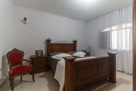 Casa para alugar com 454m², 3 quartos e 4 vagas Casa para alugar com 454m², 3 quartos e 4 vagasQuarto 3 - Suíte