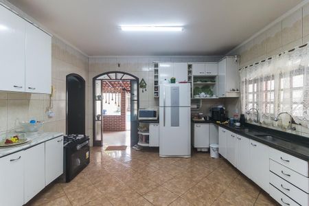 Casa para alugar com 454m², 3 quartos e 4 vagas Casa para alugar com 454m², 3 quartos e 4 vagasCozinha