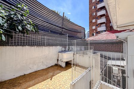 Casa à venda com 120m², 3 quartos e sem vagaÁrea externa