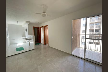 Casa para alugar com 47m², 2 quartos e 1 vaga Casa para alugar com 47m², 2 quartos e 1 vagaSala