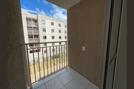 Casa para alugar com 47m², 2 quartos e 1 vaga Casa para alugar com 47m², 2 quartos e 1 vagaSacada