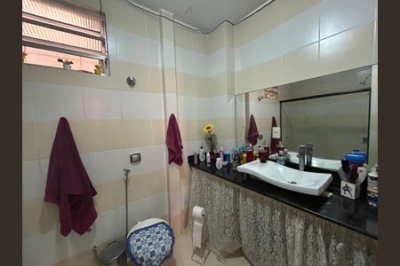 Apartamento à venda com 75m², 2 quartos e 1 vagaBanheiro da Suíte