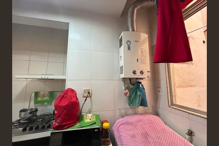 Apartamento à venda com 75m², 2 quartos e 1 vagaÁrea de Serviço