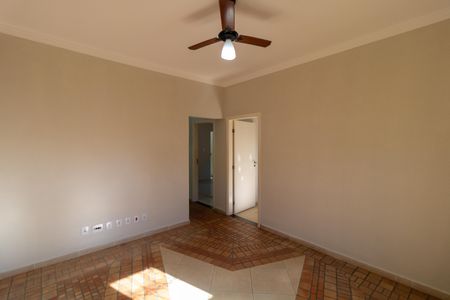 Casa para alugar com 130m², 2 quartos e 3 vagas Casa para alugar com 130m², 2 quartos e 3 vagasSalas